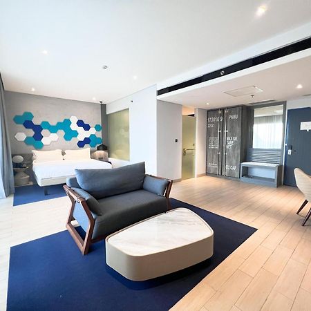 מלון Ibis Styles Batam נגויה מראה חיצוני תמונה